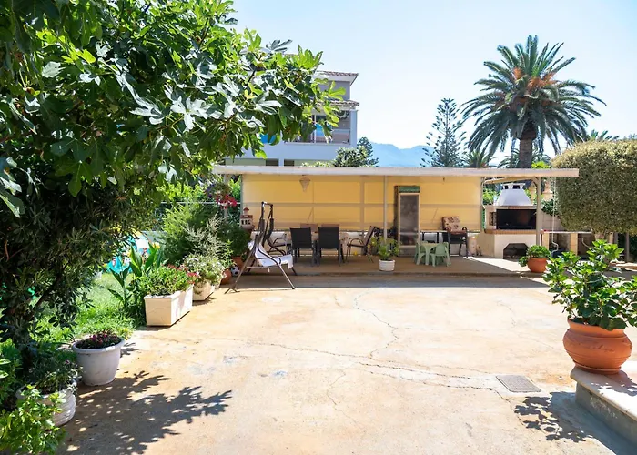 Lollas Acharavi Corfu 別荘 アカラヴィ