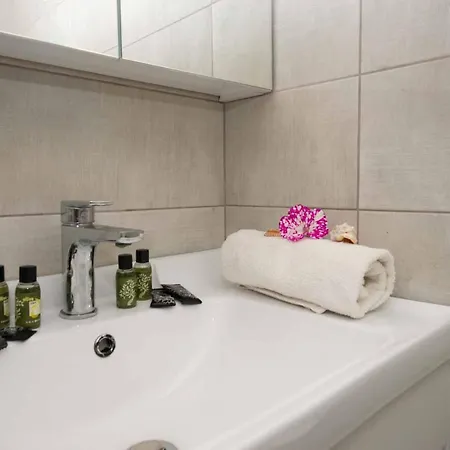 בית נופש Lollas Acharavi Corfu *