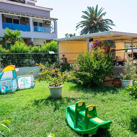 Lollas Acharavi Corfu *