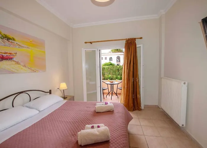 Lollas Acharavi Corfu Tatil Evi *